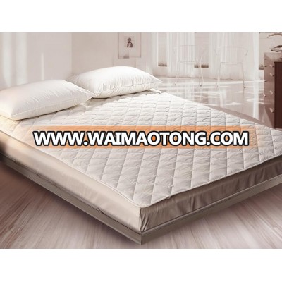 Quilted fitted mattress pad mattress protector